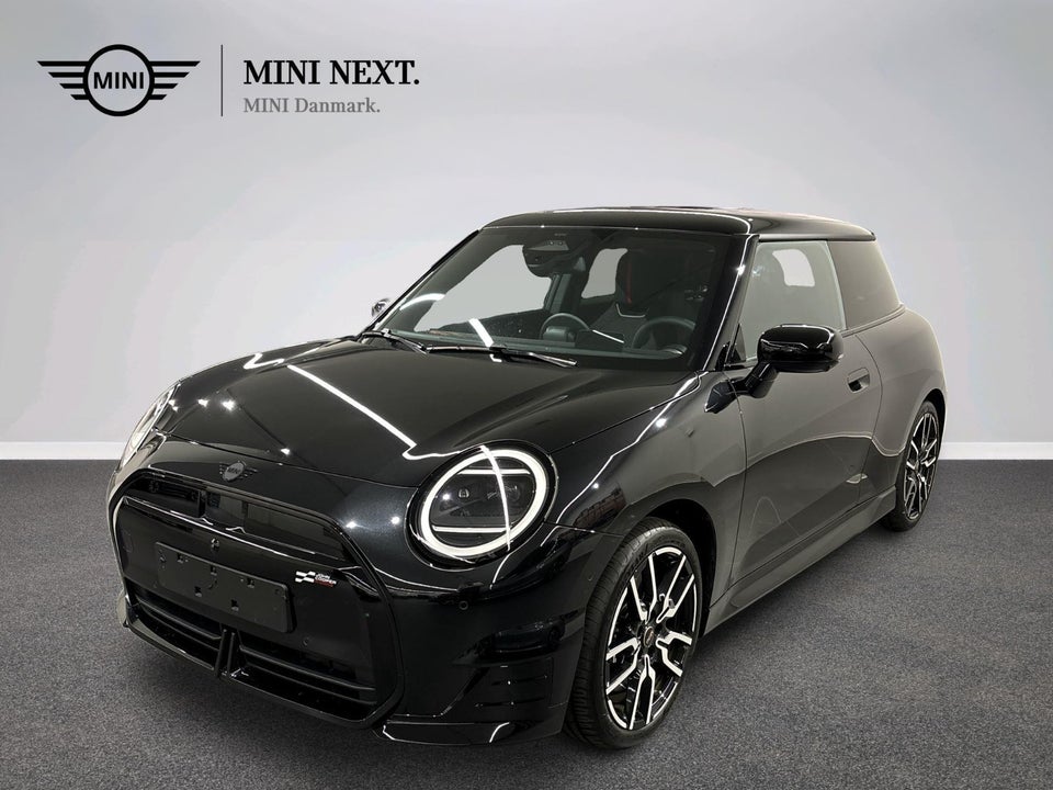 MINI Cooper SE JCW Trim XL 3d