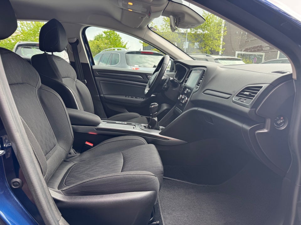Renault Megane IV 1,3 TCe 140 Limited Sport Tourer 5d