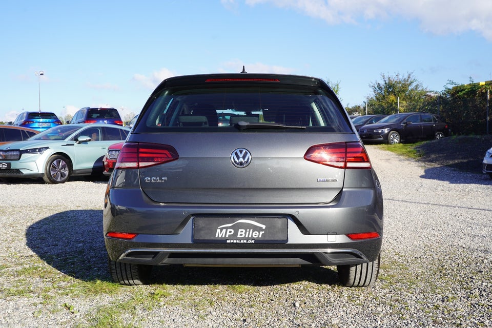 VW Golf VII 1,5 TSi 130 Comfortline DSG 5d