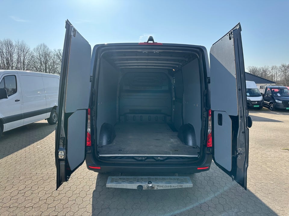 Mercedes Sprinter 317 2,0 CDi A2 Kassevogn aut. RWD