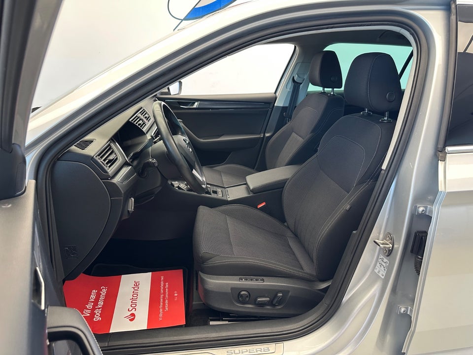 Skoda Superb 1,4 TSi iV Combi DSG 5d