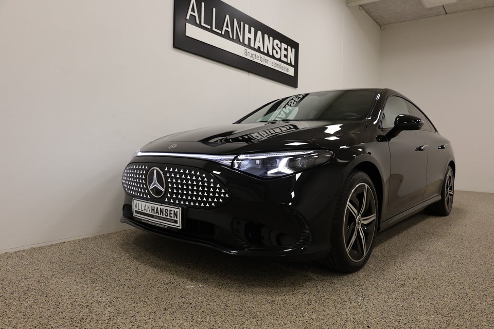 Mercedes CLA350 EQ 4Matic 4d