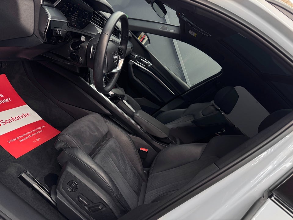 Audi e-tron 55 quattro 5d