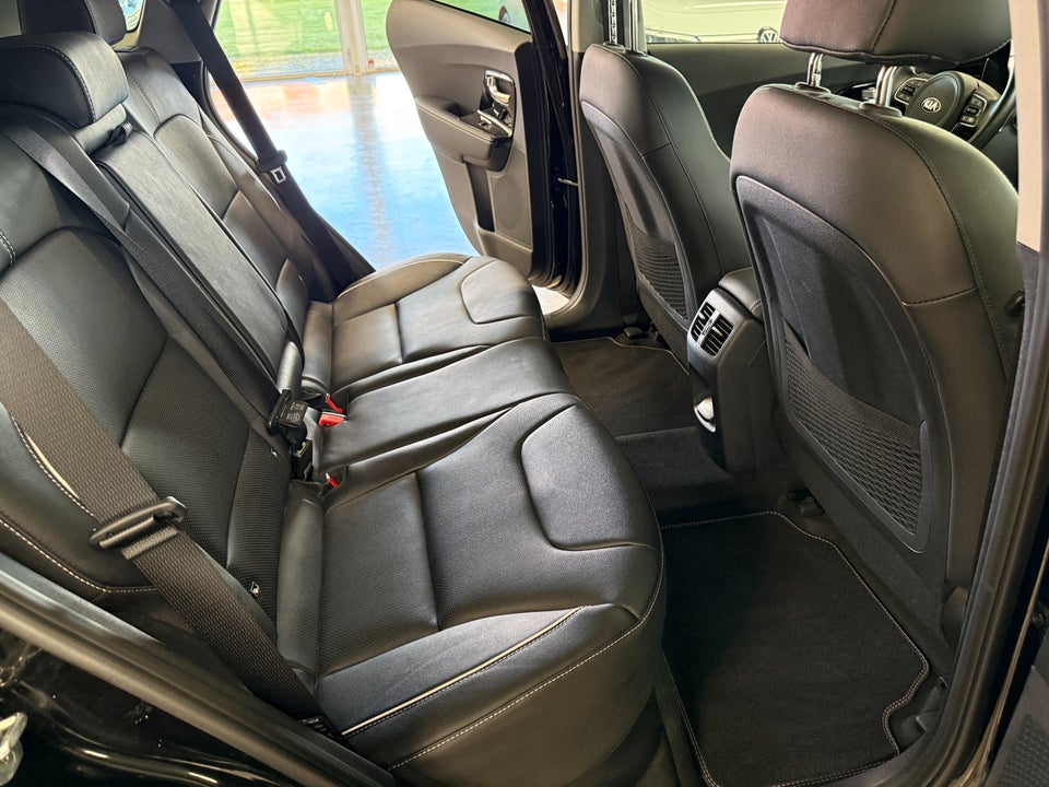 Kia e-Niro 64 Premium 5d