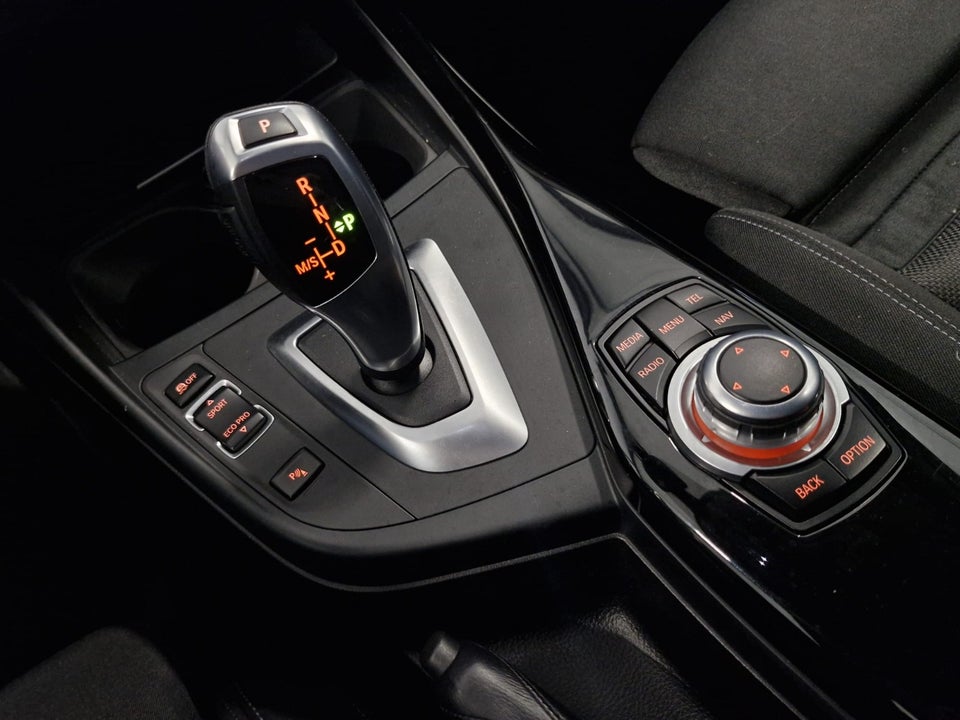 BMW 120d 2,0 Sport Line aut. 5d