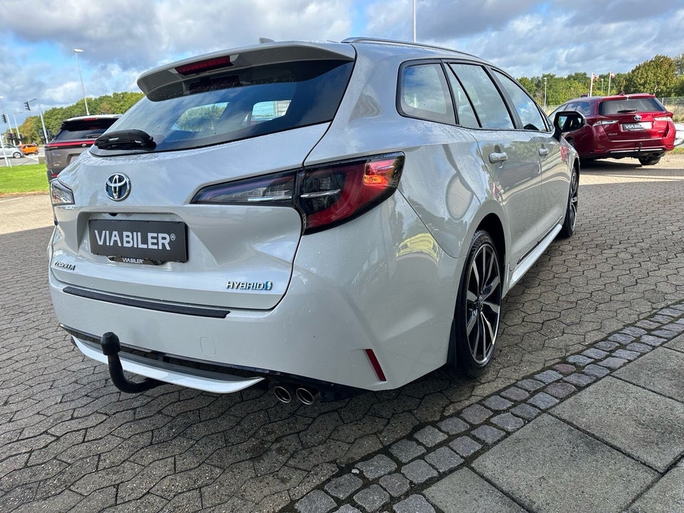 Toyota Corolla 2,0 Hybrid H3 Smart Touring Sports MDS 5d