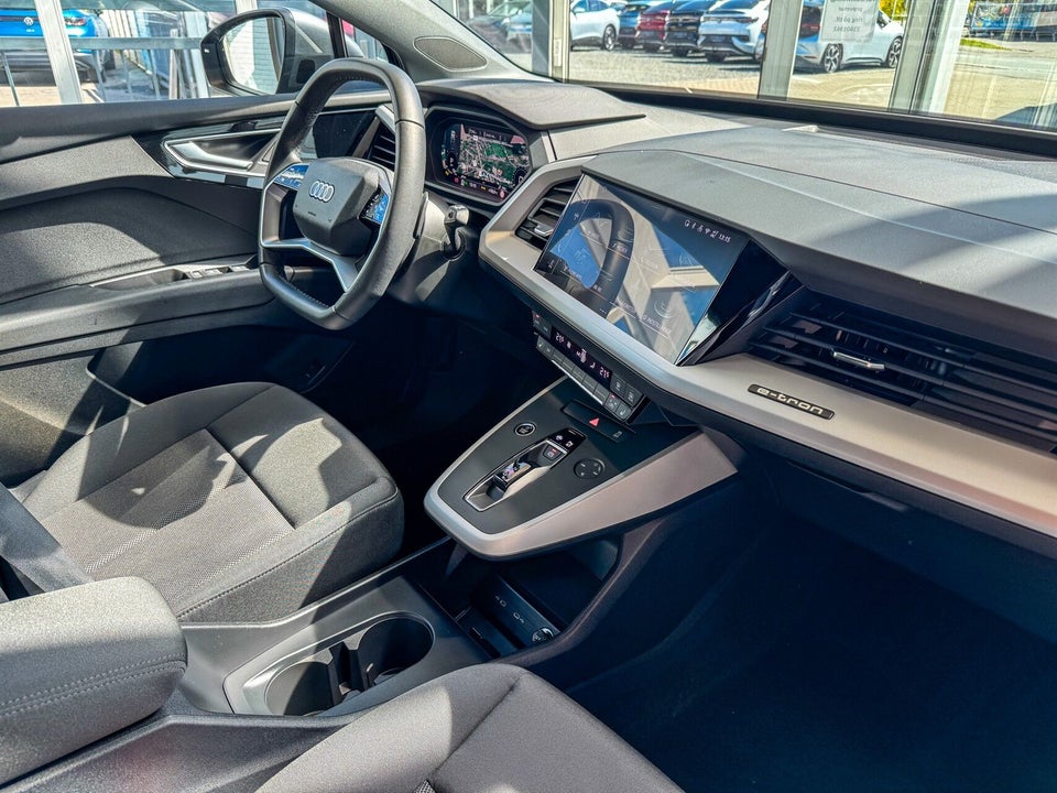 Audi Q4 e-tron 45 Progress 5d
