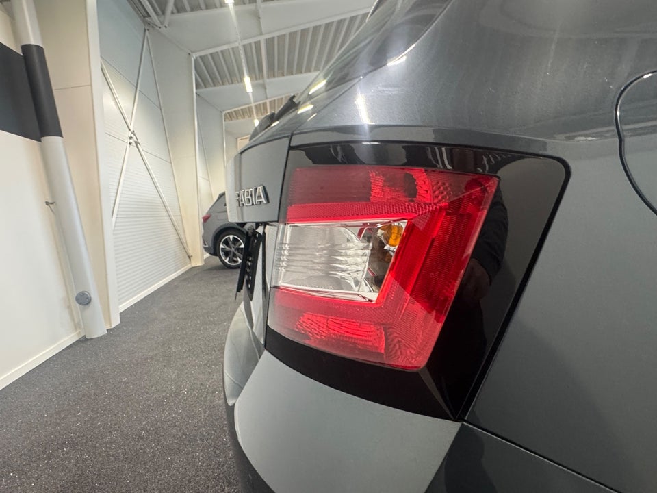 Skoda Fabia 1,0 TSi 110 Ambition DSG 5d