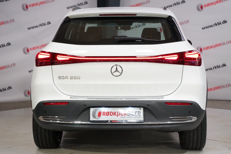 Mercedes EQA250 Progressive 5d