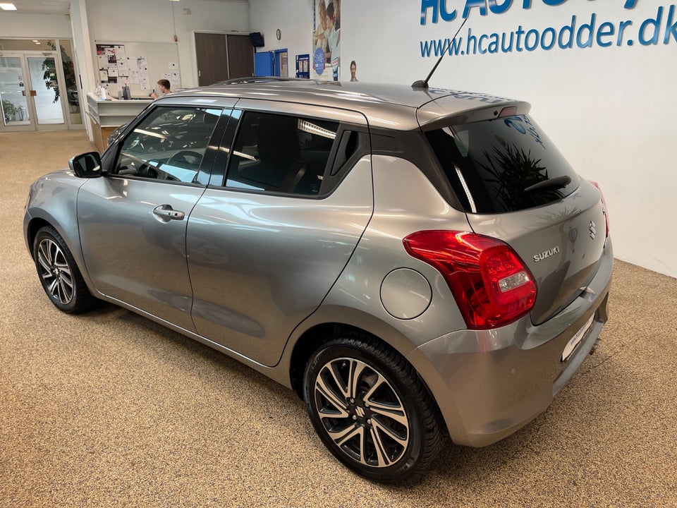 Suzuki Swift 1,2 mHybrid Exclusive CVT 5d