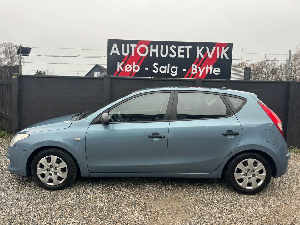 Hyundai i30 1,4 CVVT 109 Classic 5d