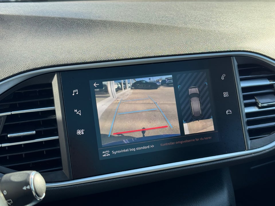 Peugeot 308 1,5 BlueHDi 130 Allure Sky SW 5d