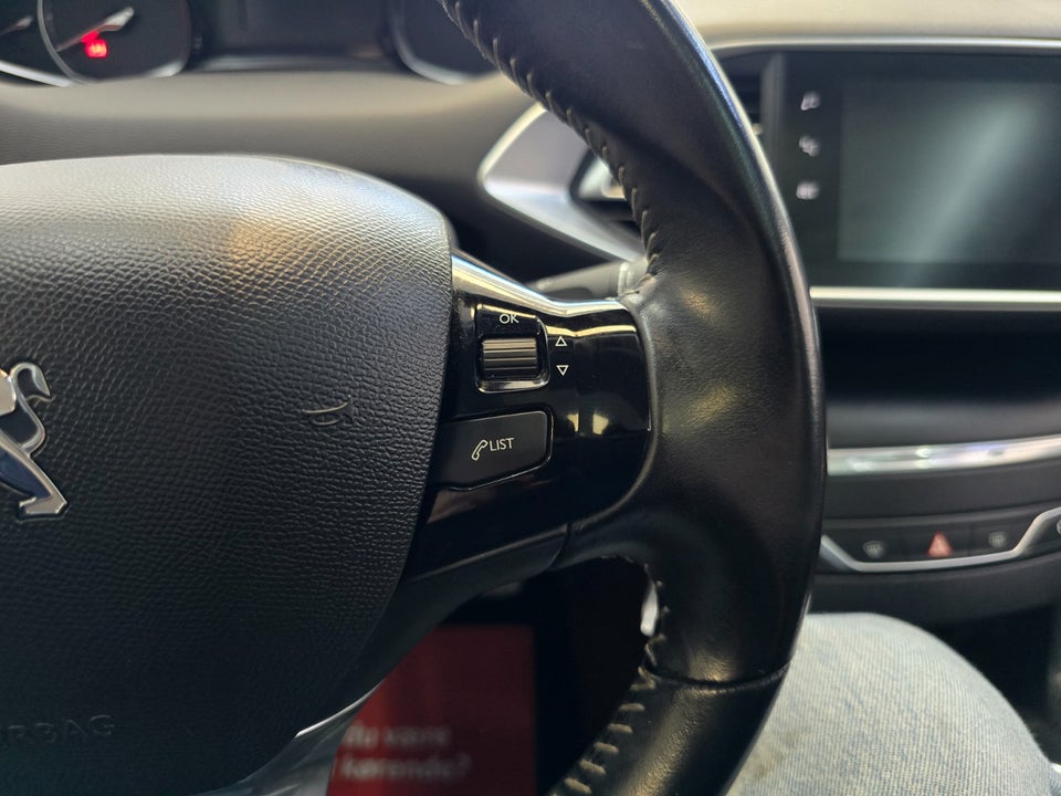 Peugeot 308 1,5 BlueHDi 130 Prestige SW 5d