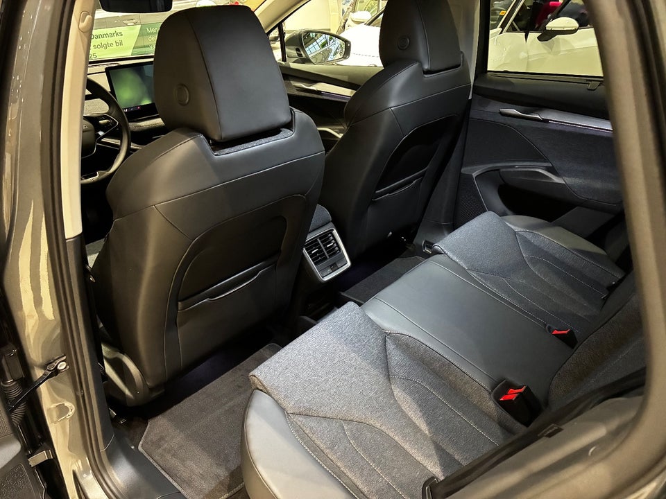Skoda Elroq 85 iV Maxx 5d
