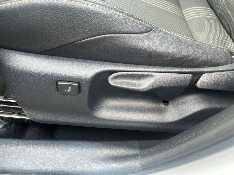 Toyota Yaris Cross 1,5 Hybrid Adventure e-CVT 5d