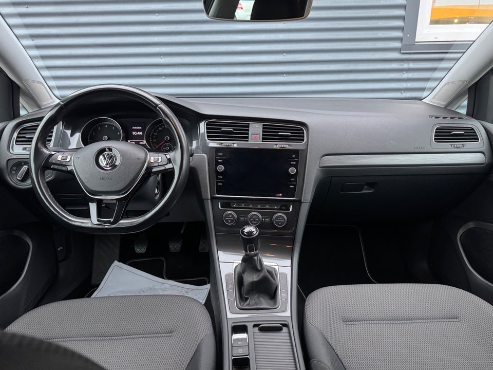 VW Golf VII 1,5 TSi 130 Comfortline 5d