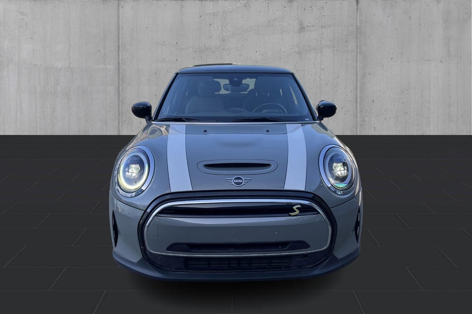 MINI Cooper SE Classic Trim 3d