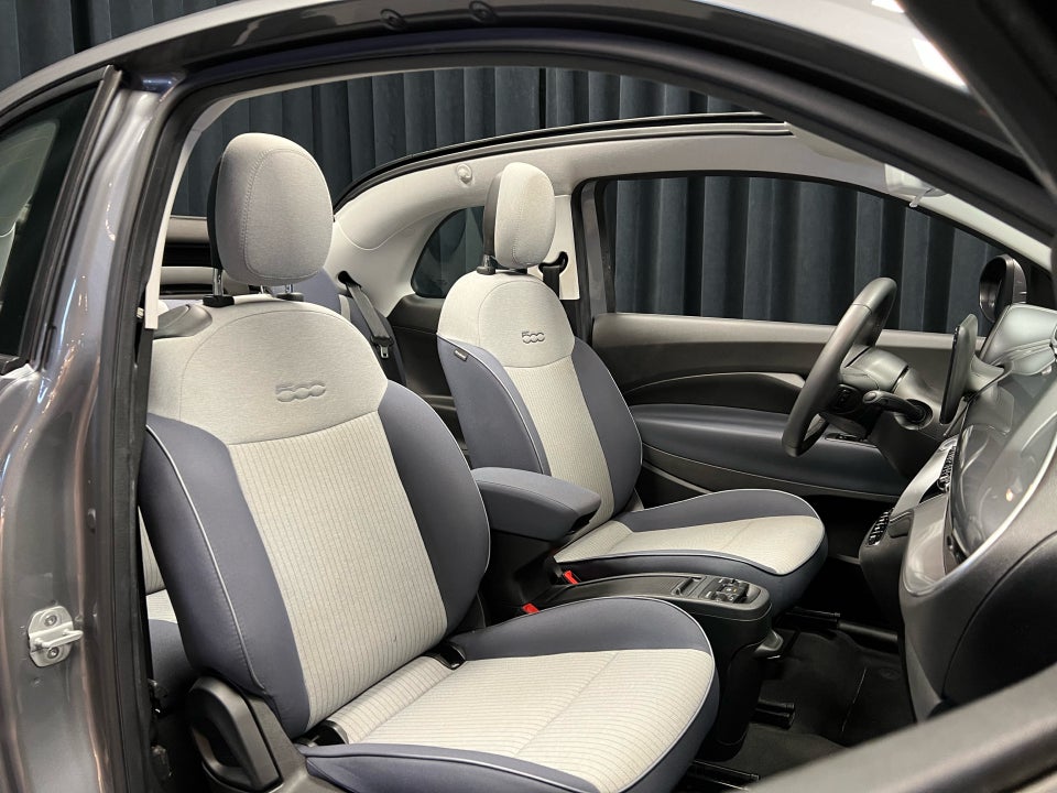 Fiat 500e 42 Icon Cabrio 2d