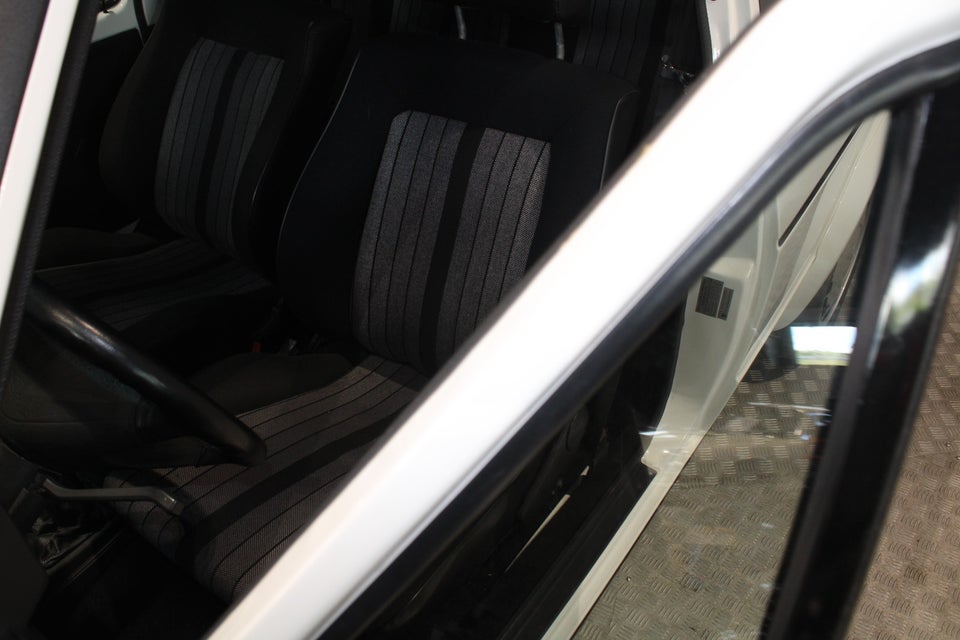 VW Golf I 1,8 GTi Pirelli 3d