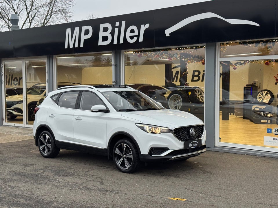 MG ZS EV Luxury 5d