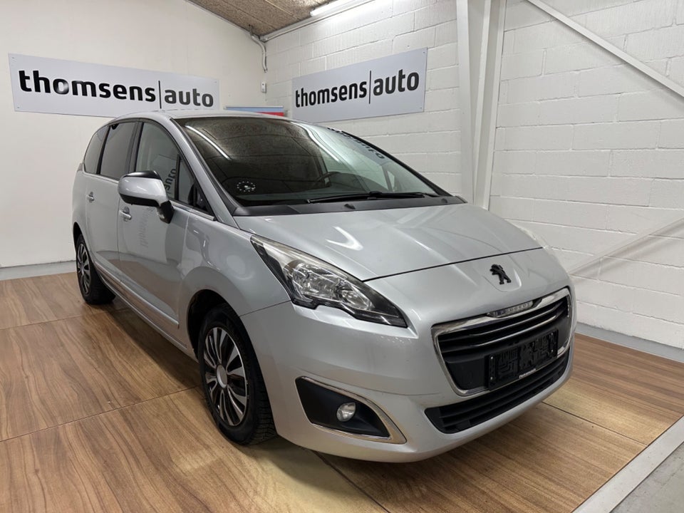 Peugeot 5008 1,6 HDi 114 Style 7prs 5d