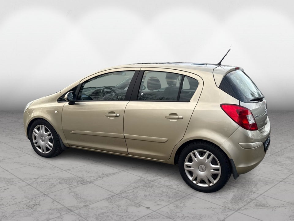 Opel Corsa 1,4 16V Sport 5d