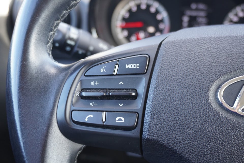Hyundai i10 1,0 MPi Essential 5d
