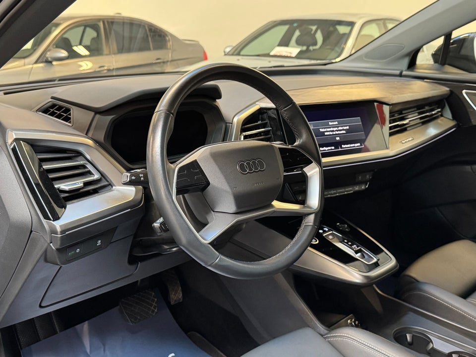Audi Q4 e-tron 50 S-line quattro 5d