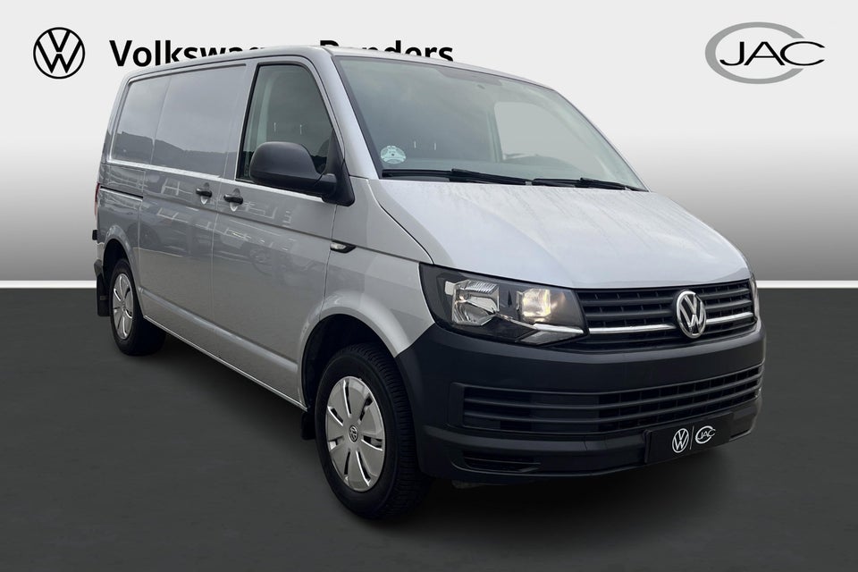 VW Transporter 2,0 TDi 140 Kassevogn kort