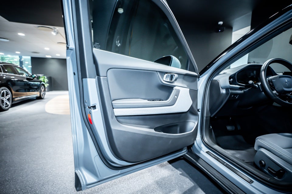 Polestar 2 Performance AWD 5d