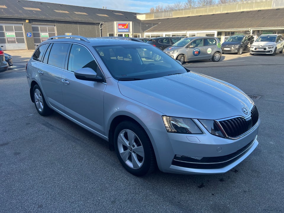 Skoda Octavia 2,0 TDi 150 Business Line+ Celebration Combi DSG 5d