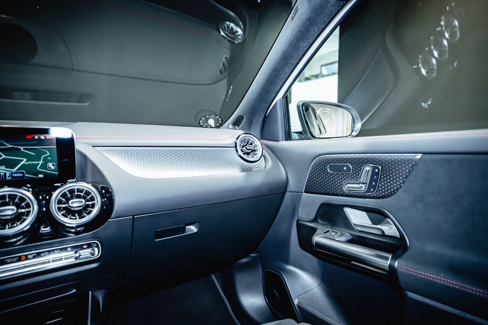 Mercedes EQA250+ AMG Premium 5d