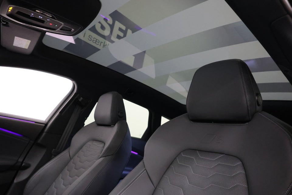 Audi S6 e-tron Avant quattro 5d