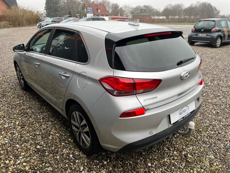 Hyundai i30 1,0 T-GDi Premium 5d