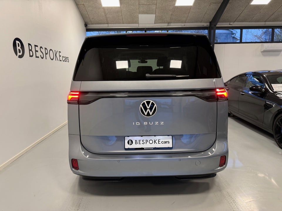 VW ID.Buzz 77 Pro SWB 5d