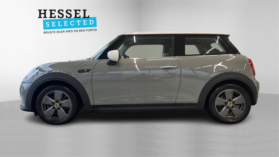 MINI Cooper SE Essential 3d