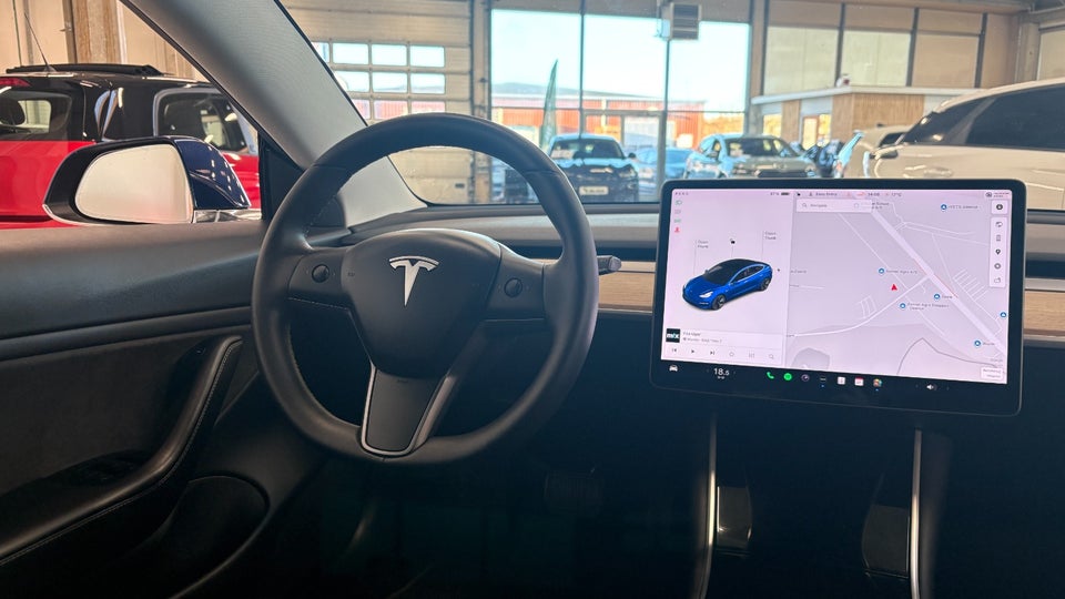 Tesla Model 3 Standard Range+ RWD 4d