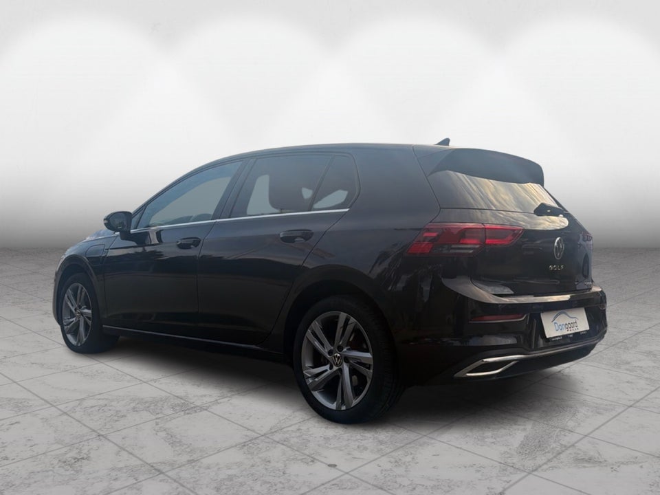 VW Golf VIII 1,4 eHybrid DSG 5d