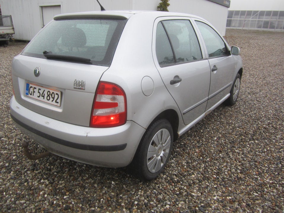 Skoda Fabia 1,2 12V Ambiente 5d