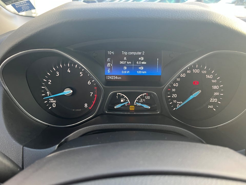 Ford Focus 1,5 EcoBoost ST-Line 5d