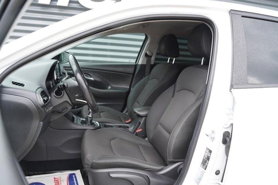 Hyundai i30 1,0 T-GDi Premium 5d