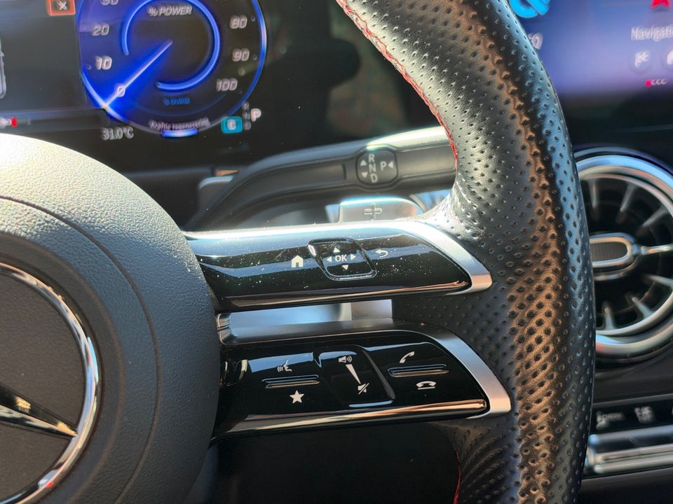 Mercedes EQB250+ AMG Line 5d