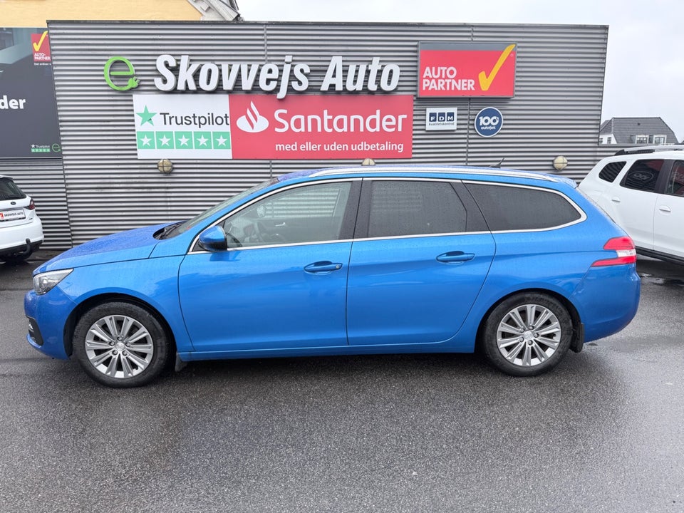 Peugeot 308 1,5 BlueHDi 130 Allure Pack SW 5d