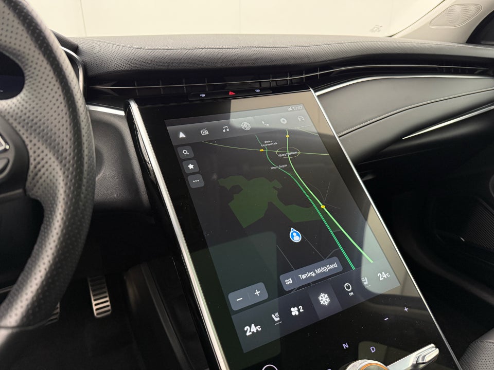 MG Marvel R Luxury 5d