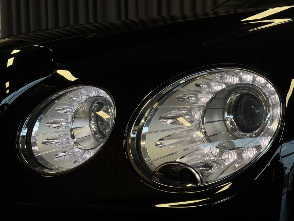 Bentley Flying Spur 6,0 W12 aut. 4d