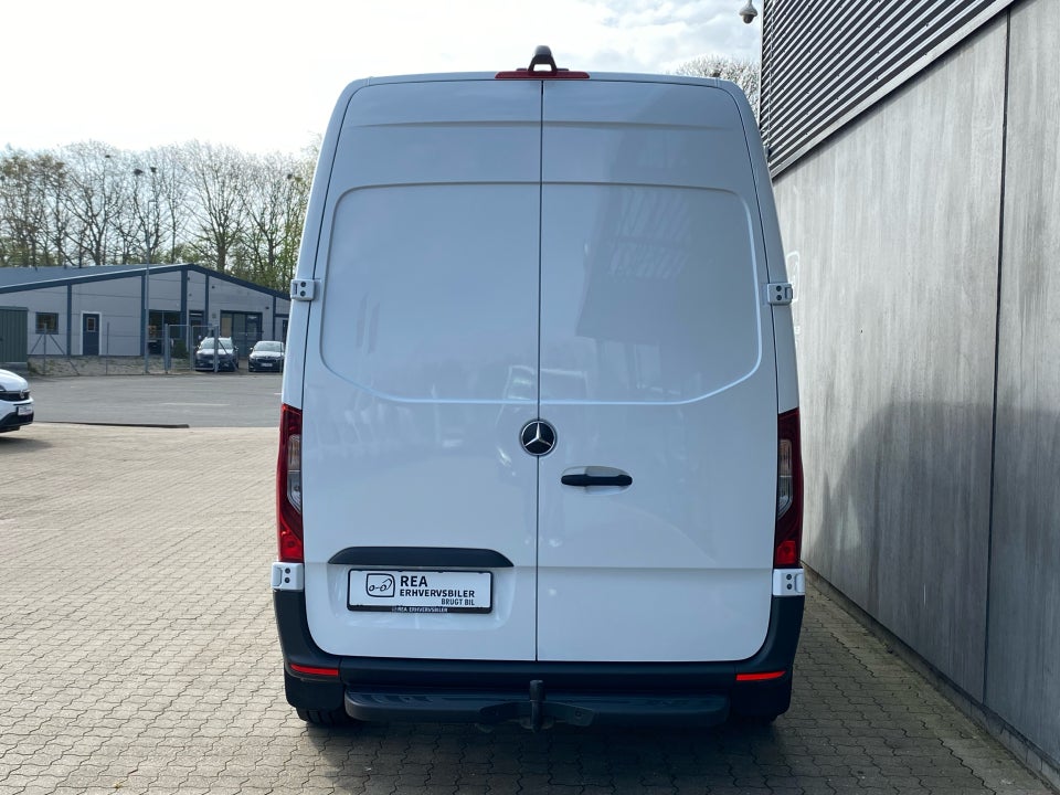 Mercedes Sprinter 215 2,0 CDi A2 Kassevogn aut. FWD