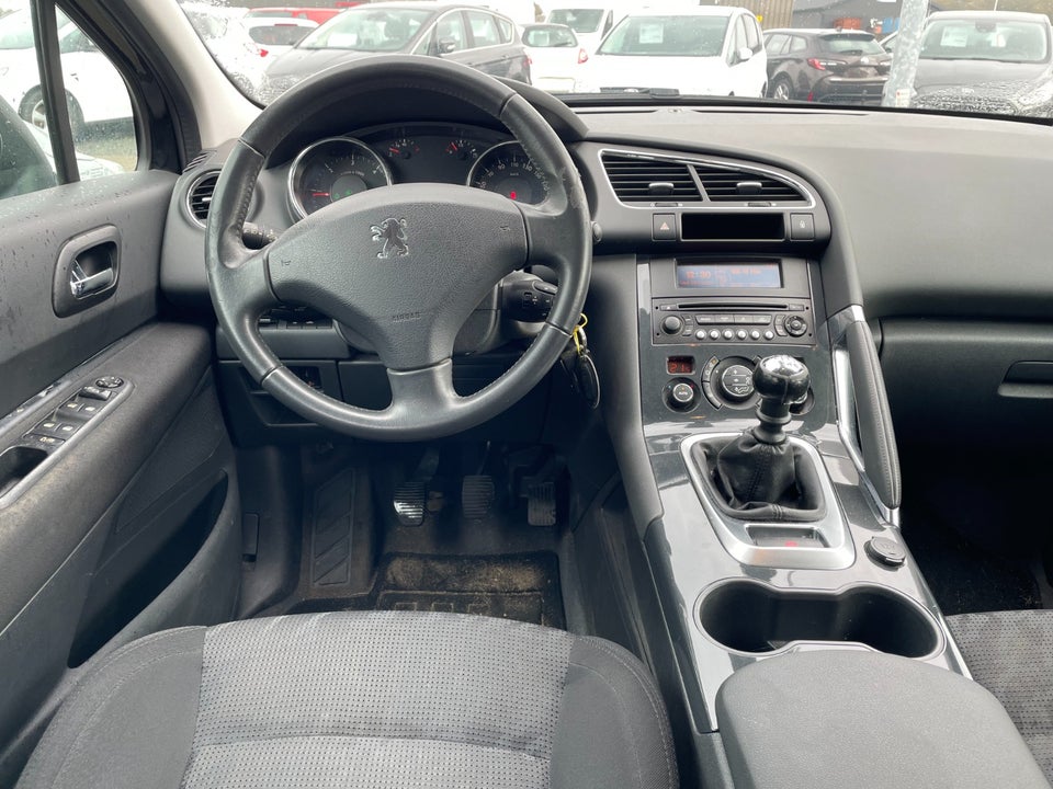 Peugeot 3008 1,6 HDi 110 Premium 5d