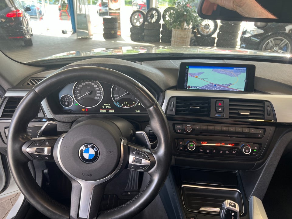 BMW 320d 2,0 Touring xDrive aut. 5d
