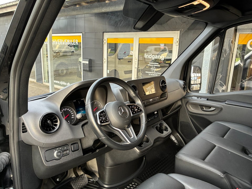 Mercedes Sprinter 215 2,0 CDi A2 Kassevogn aut. FWD