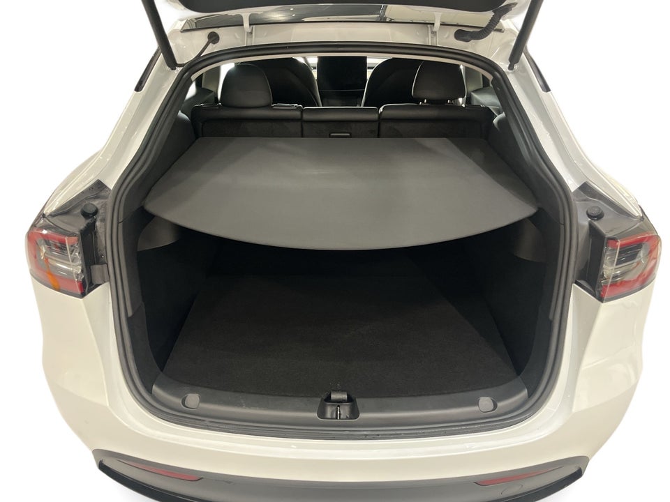 Tesla Model Y RWD 5d